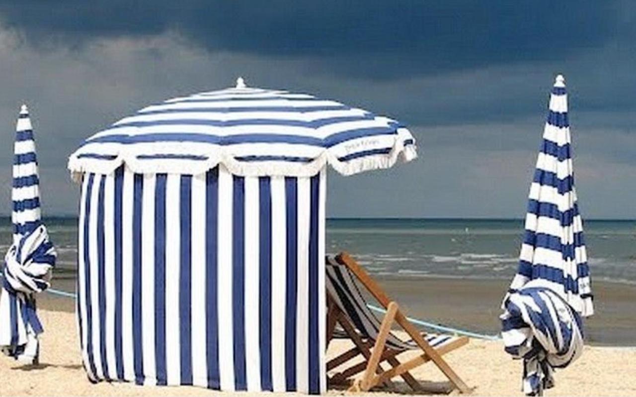 Cosy Appartement Dans Une Villa Avec Piscine, Proche Du Centre Et De La Mer Cabourg Zewnętrze zdjęcie