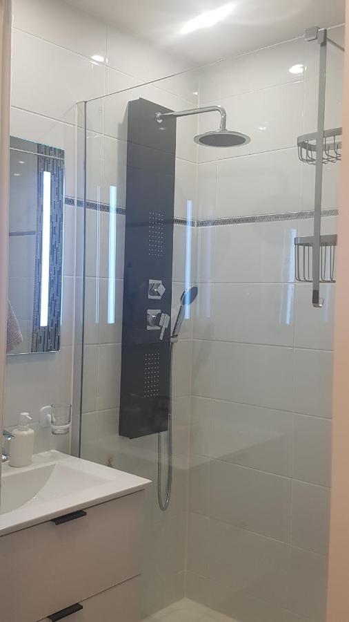 Cosy Appartement Dans Une Villa Avec Piscine, Proche Du Centre Et De La Mer Cabourg Zewnętrze zdjęcie